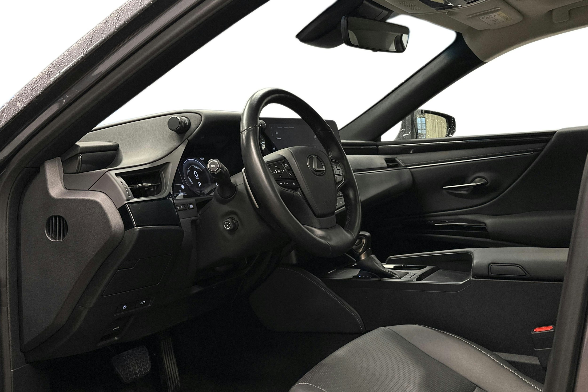 harmaa Lexus ES 2024 kuva 2.