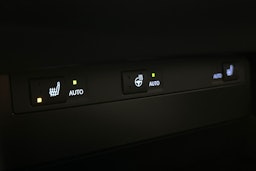 harmaa Lexus ES 2024 kuva 28.