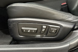 musta Lexus GS 2013 kuva 13.