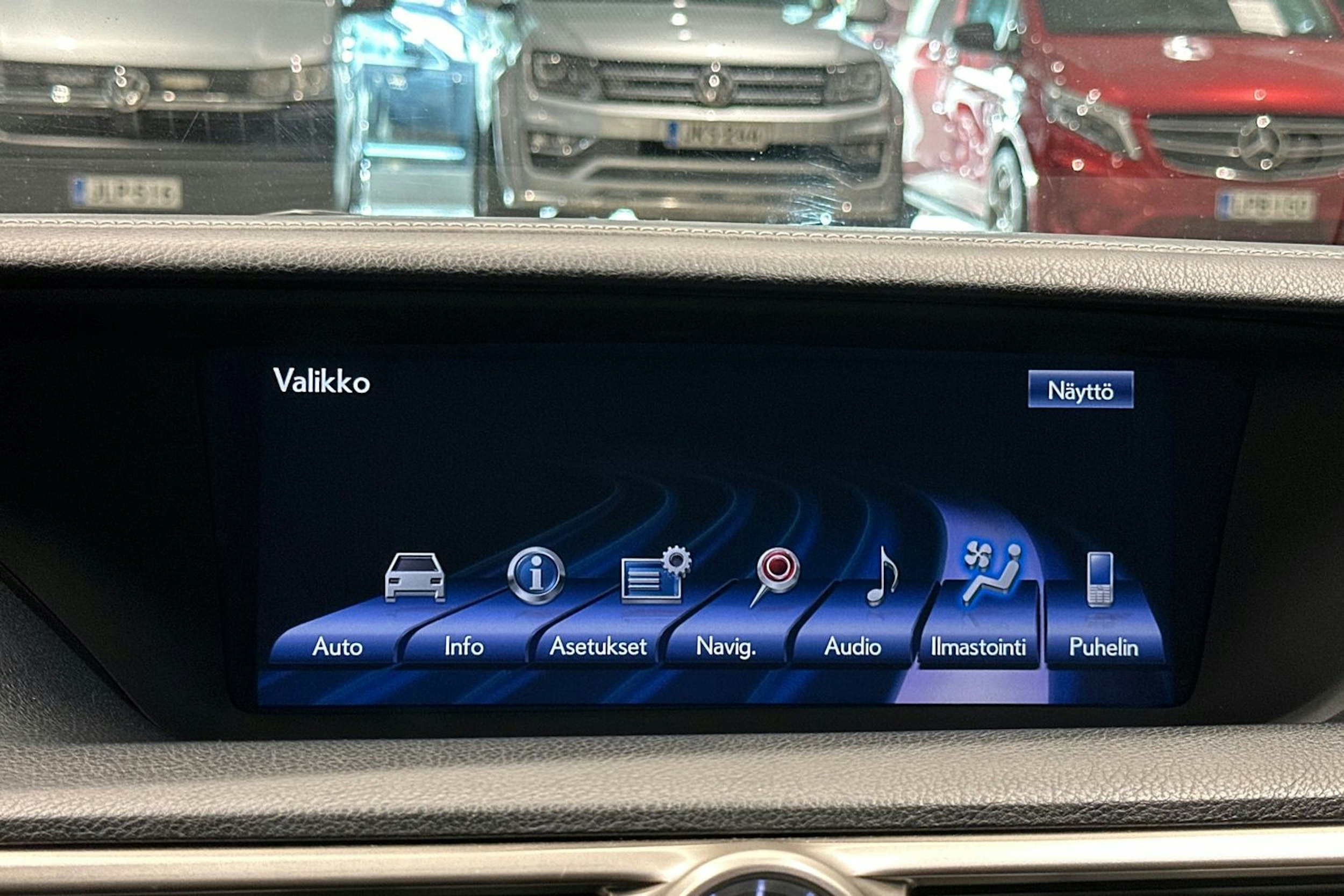 musta Lexus GS 2013 kuva 23.