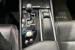musta Lexus GS 2013 kuva 26.