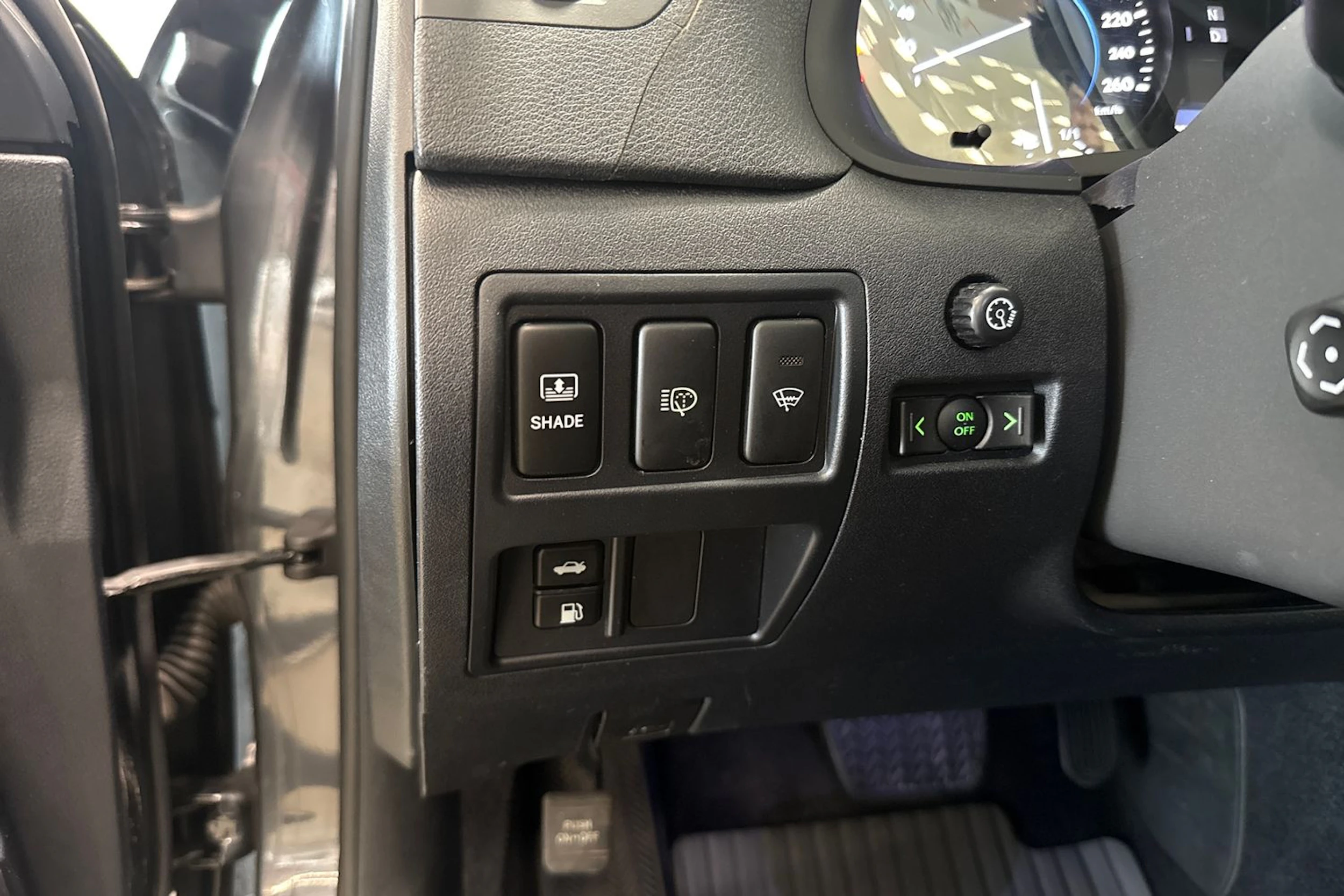 harmaa Lexus IS 2006 kuva 15.