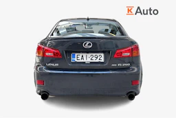 Harmaa Lexus IS 2007 kuva 3.