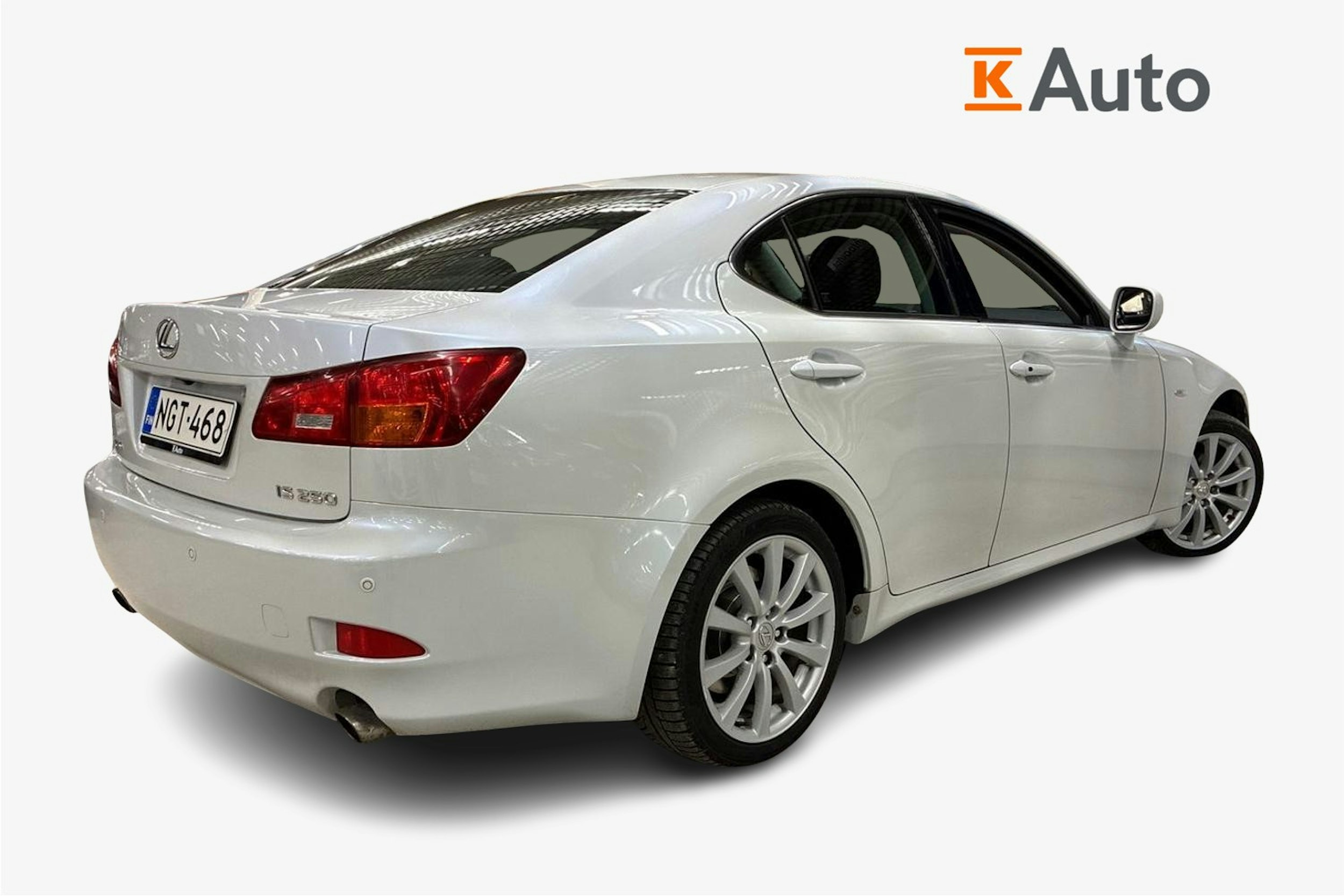 valkoinen Lexus IS 2007 kuva 2.