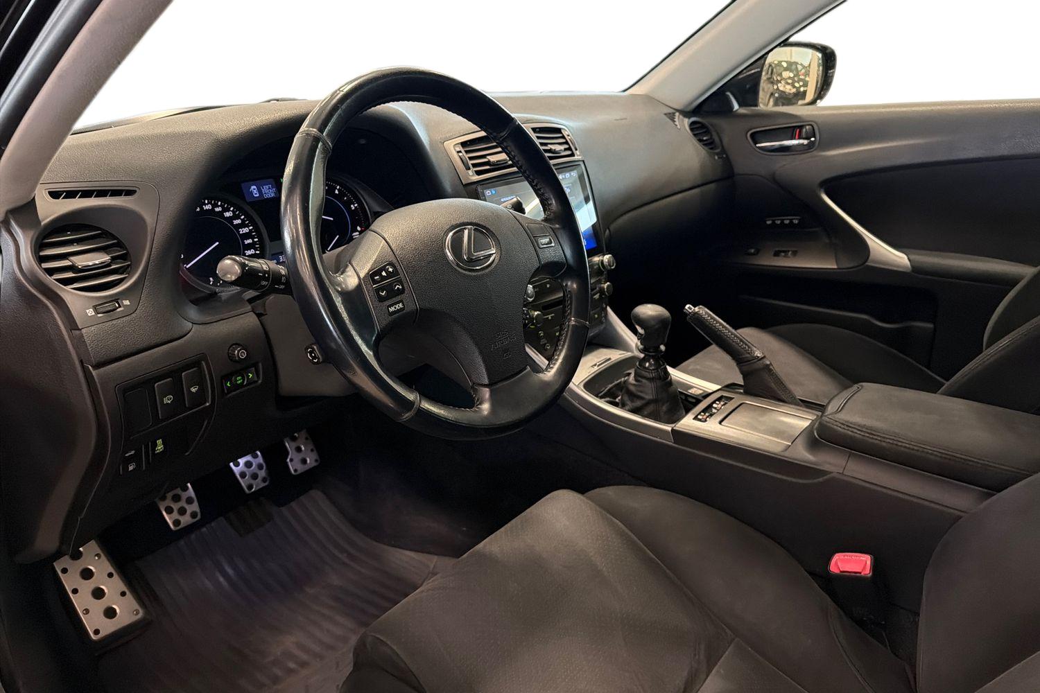Lexus IS 220d Sport Package 2008, kuva 6/26
