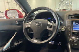 punainen Lexus IS 2012 kuva 11.