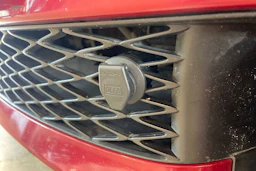 punainen Lexus IS 2012 kuva 29.