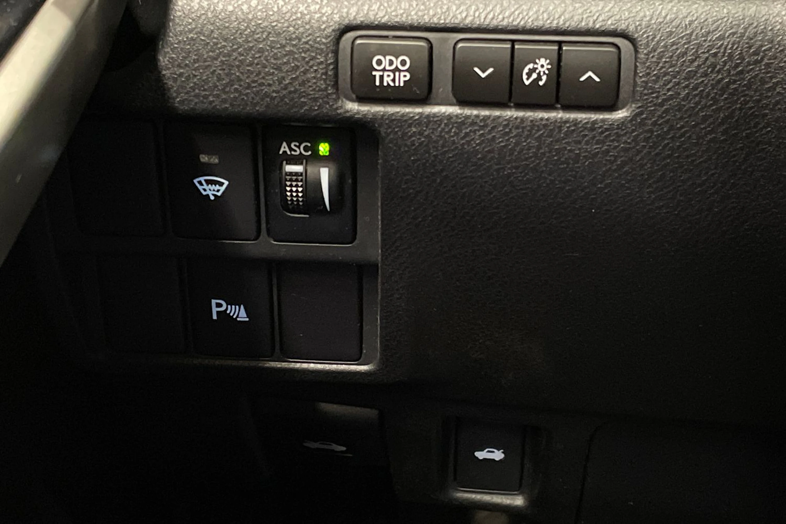 Hopea Lexus IS 2014 kuva 23.