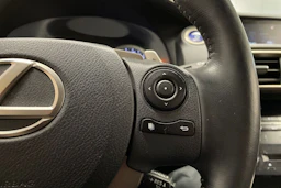 Hopea Lexus IS 2014 kuva 25.