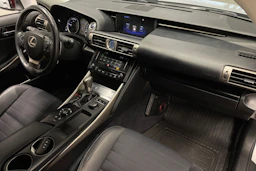 Hopea Lexus IS 2014 kuva 28.