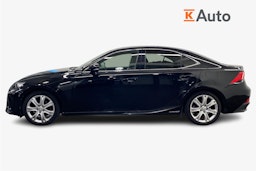 Musta Lexus IS 2016 kuva 6.