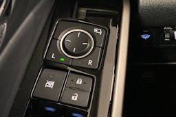 Musta Lexus IS 2016 kuva 19.