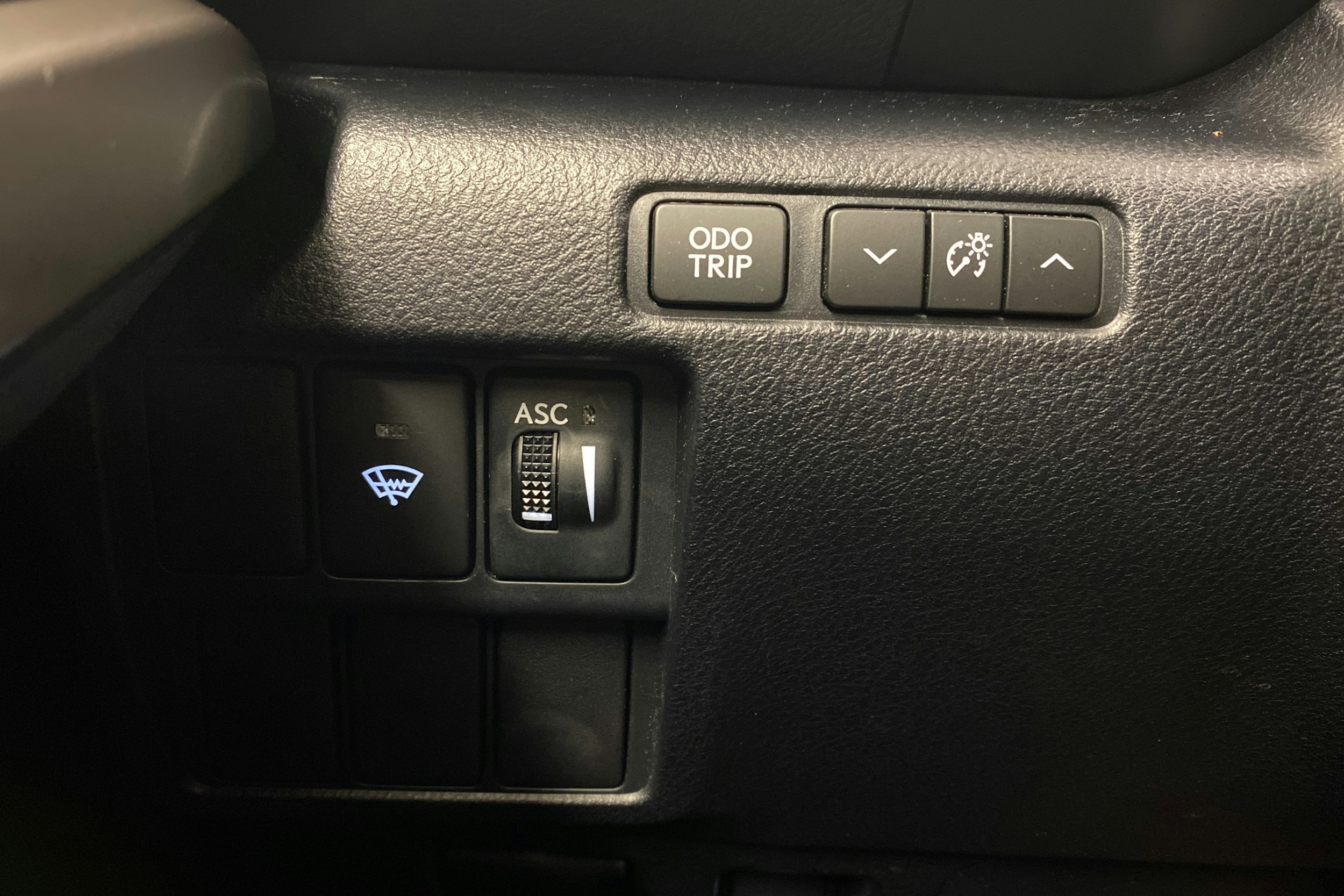 Musta Lexus IS 2016 kuva 20.