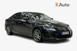 Musta Lexus IS 2017 kuva 1.