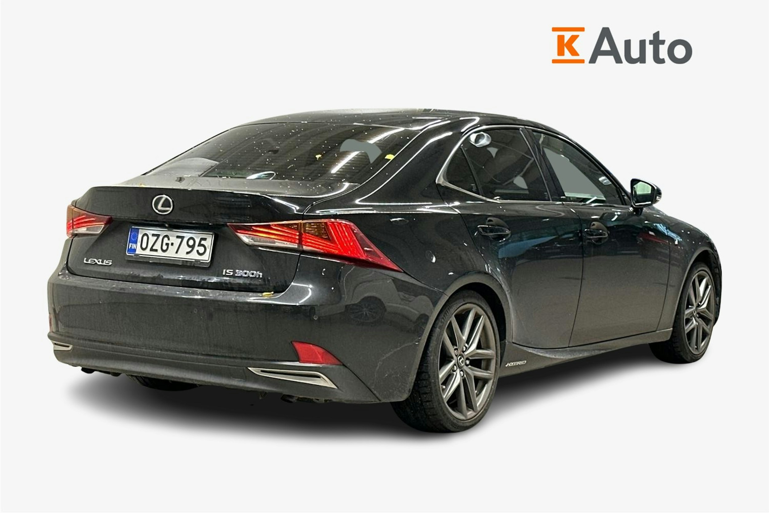 Musta Lexus IS 2017 kuva 2.