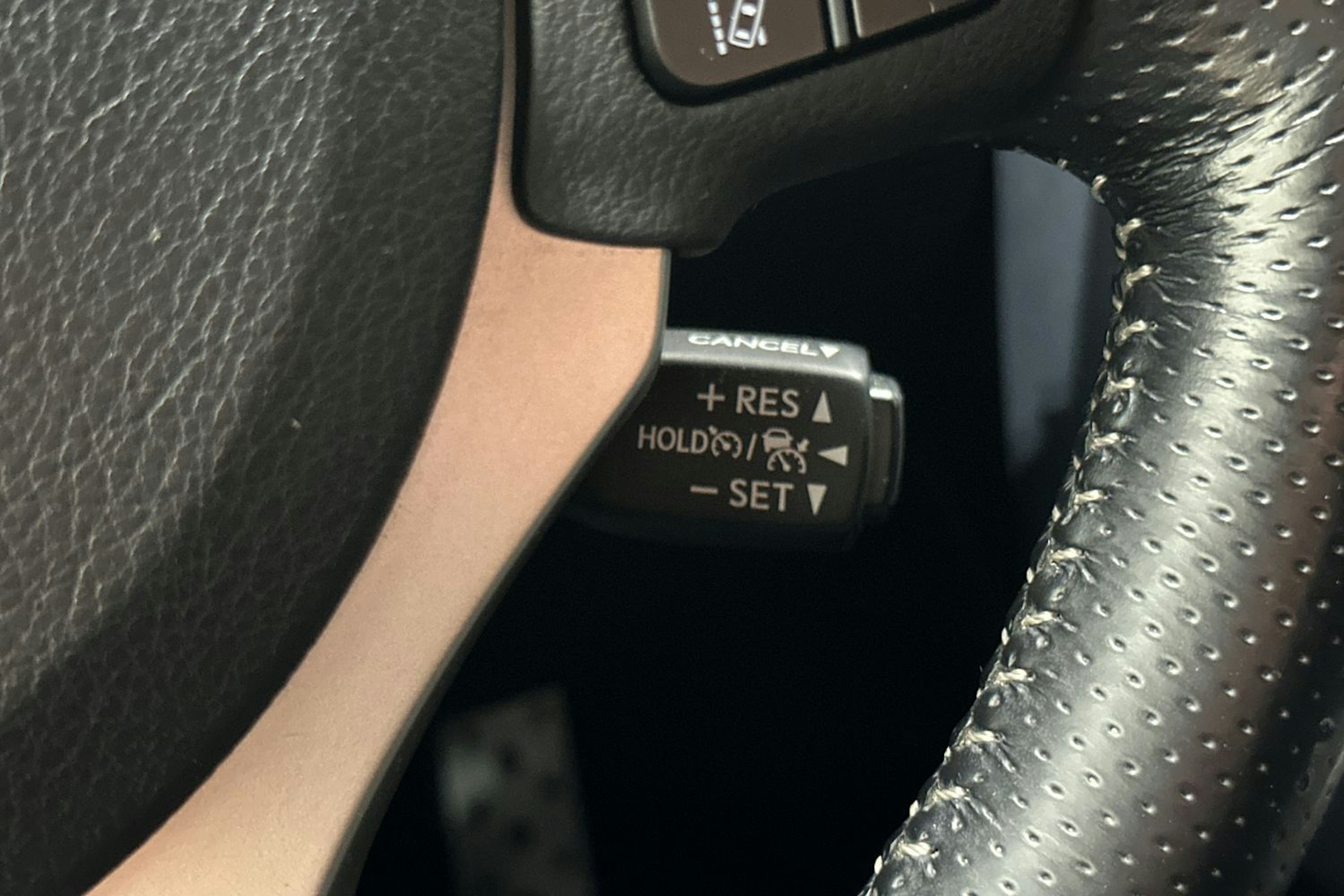 Musta Lexus IS 2017 kuva 15.