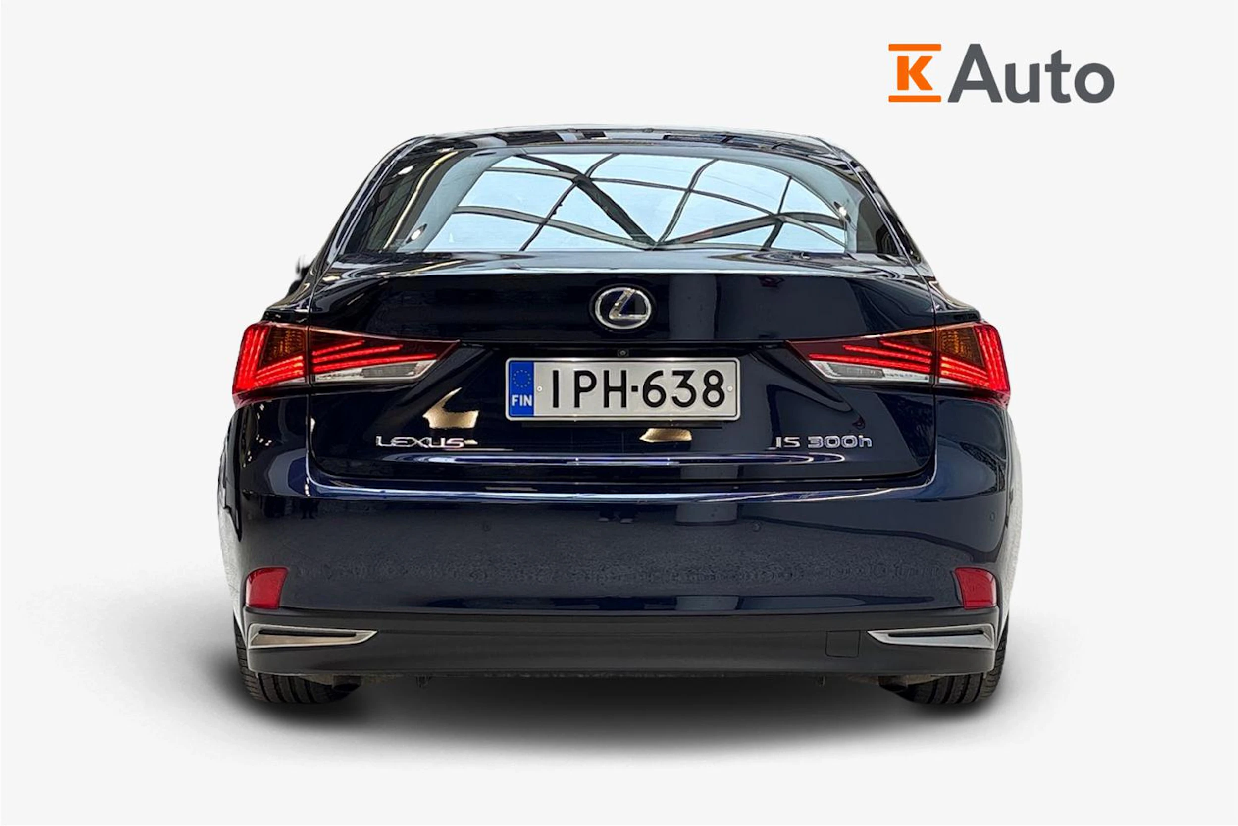 sininen Lexus IS 2019 kuva 4.