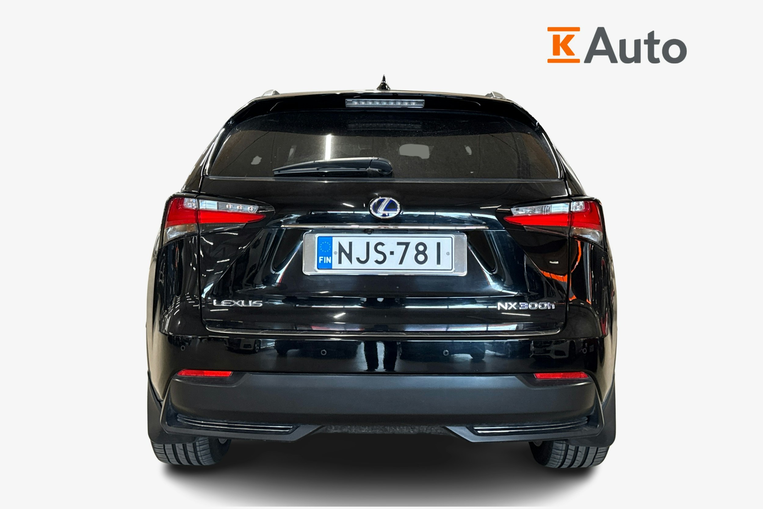 musta Lexus NX 2014 kuva 3.
