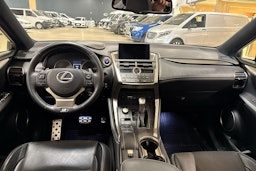 musta Lexus NX 2014 kuva 7.