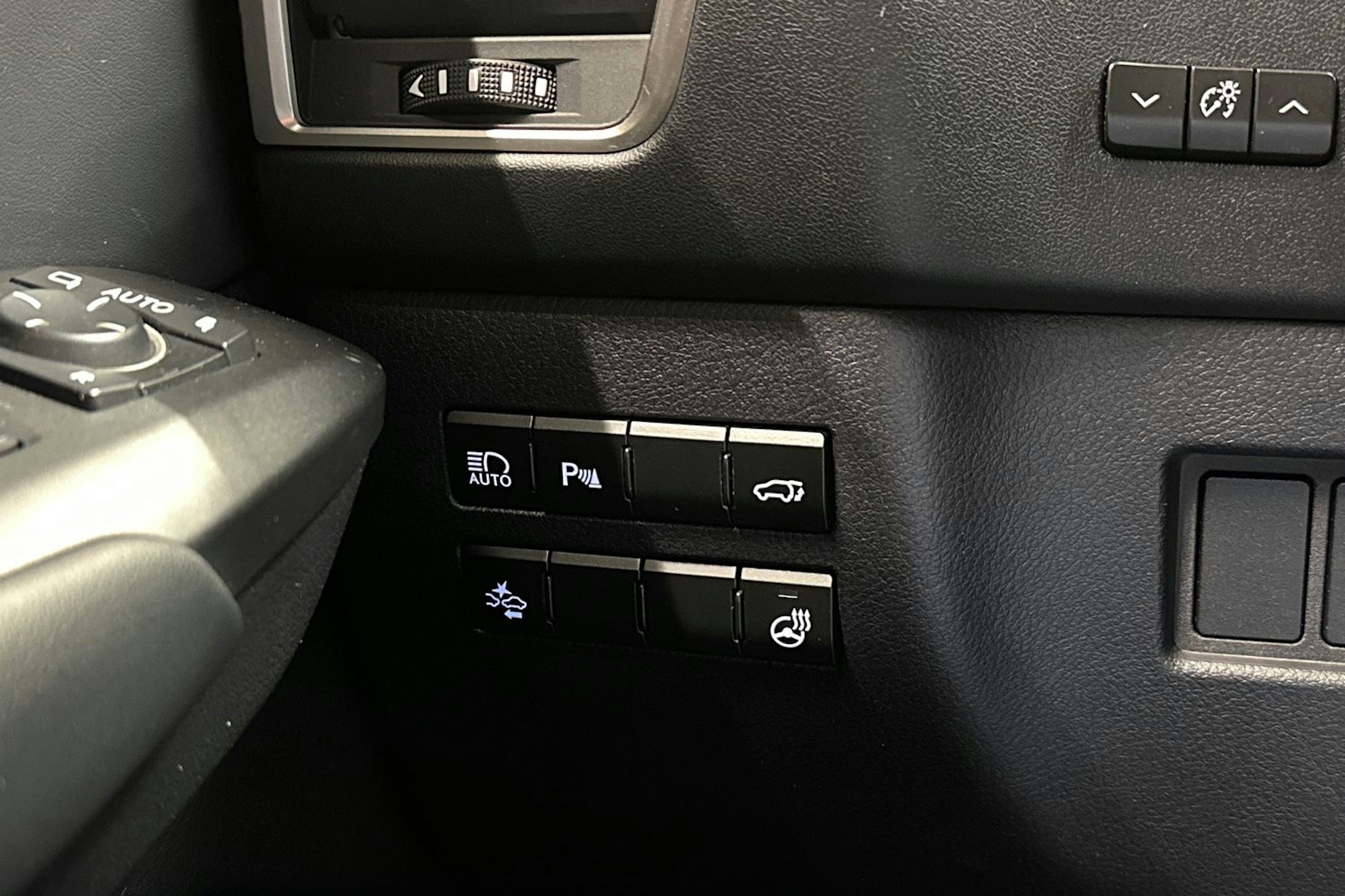musta Lexus NX 2014 kuva 31.