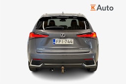 harmaa Lexus NX 2017 kuva 3.
