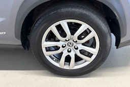 harmaa Lexus NX 2017 kuva 13.