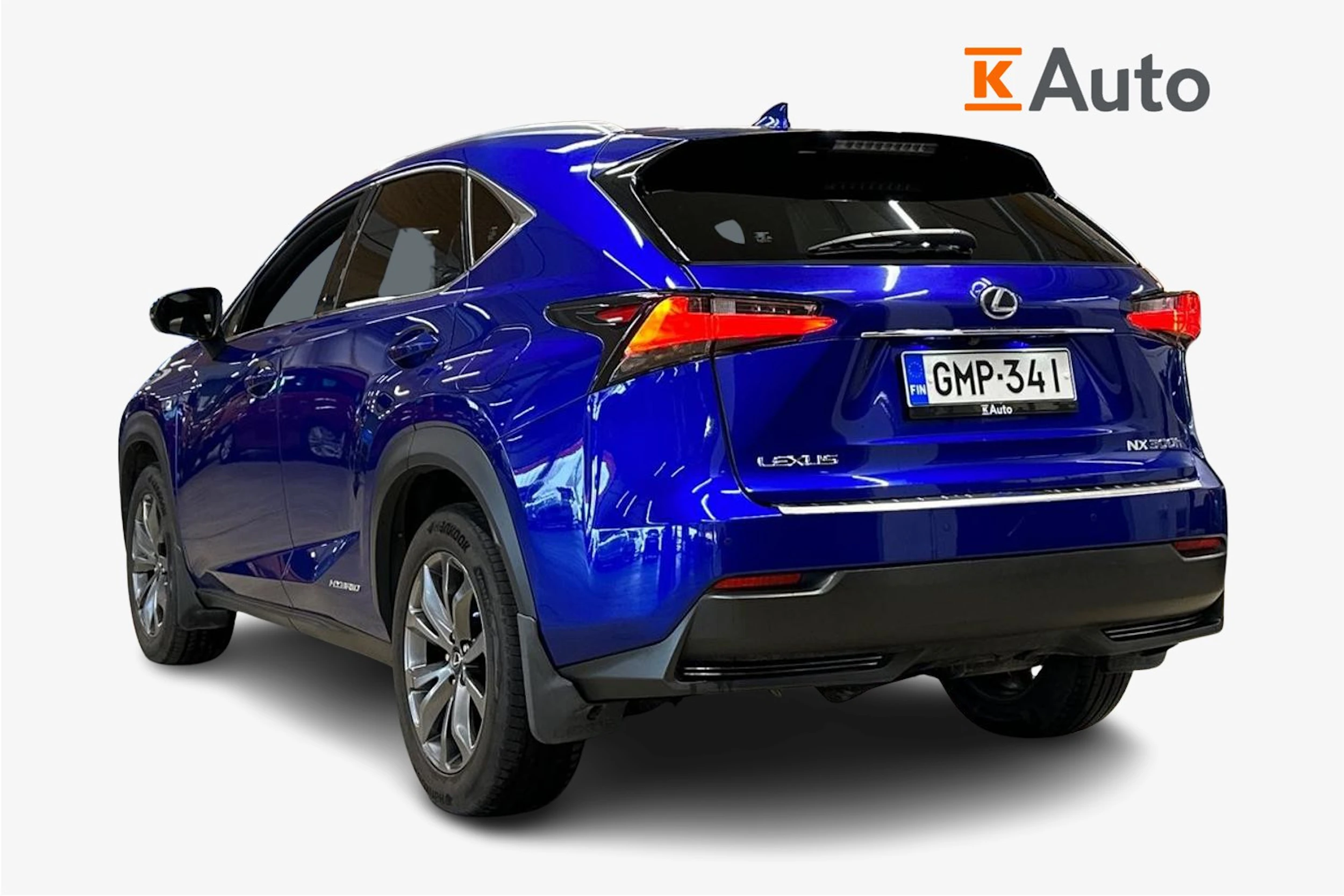 Sininen Lexus NX 2017 kuva 3.