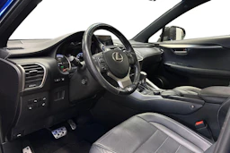 Sininen Lexus NX 2017 kuva 8.