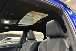 Sininen Lexus NX 2017 kuva 18.