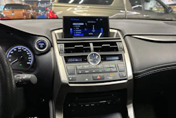 Sininen Lexus NX 2017 kuva 21.