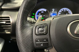 Sininen Lexus NX 2017 kuva 25.