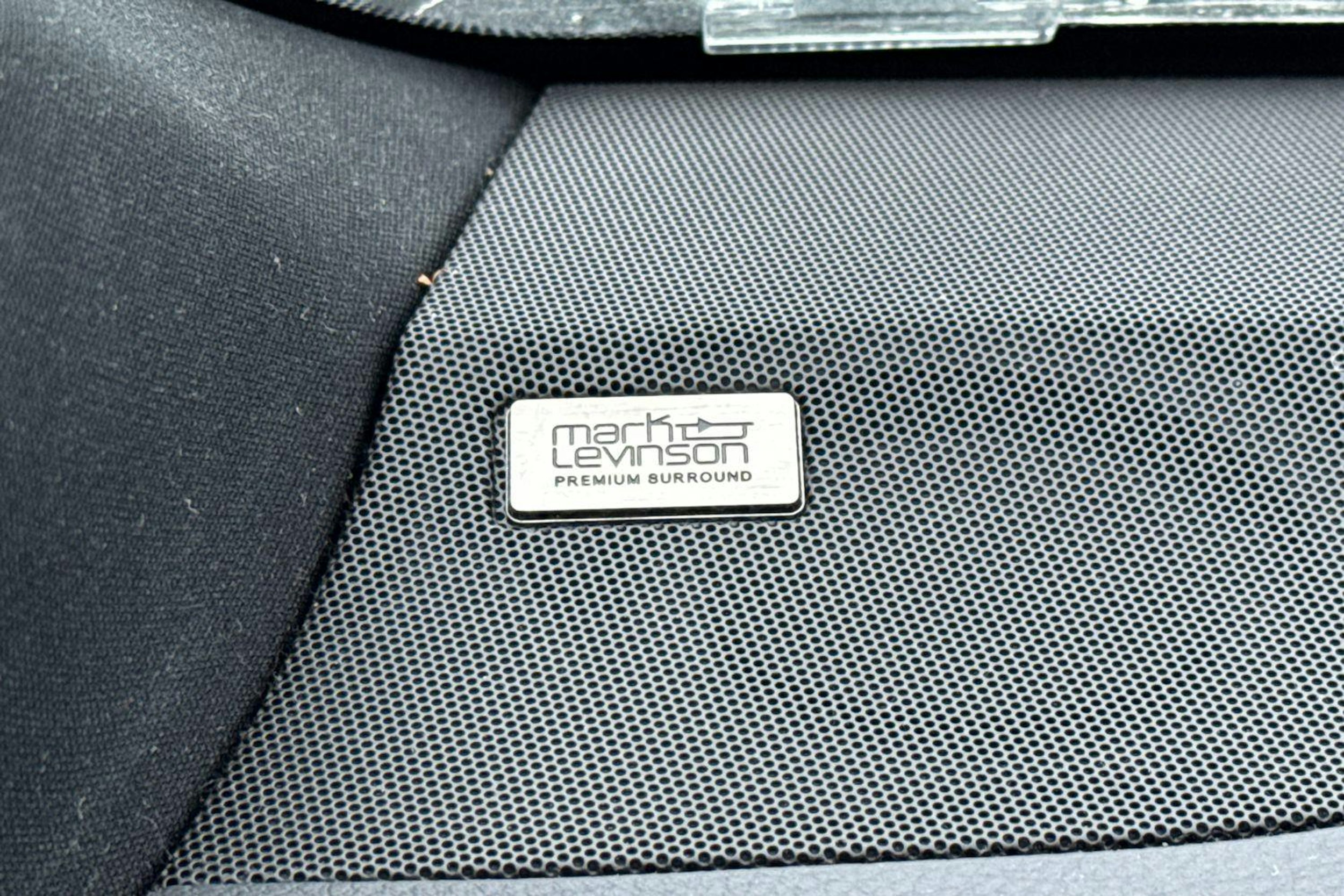 valkoinen Lexus NX 2017 kuva 7.