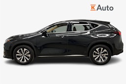 musta Lexus NX 2022 kuva 6.