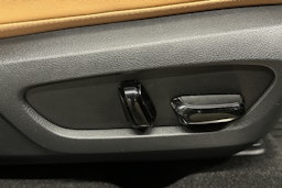 musta Lexus NX 2022 kuva 20.