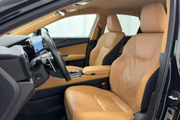 musta Lexus NX 2022 kuva 14.
