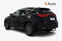 musta Lexus NX 2023 kuva 2.