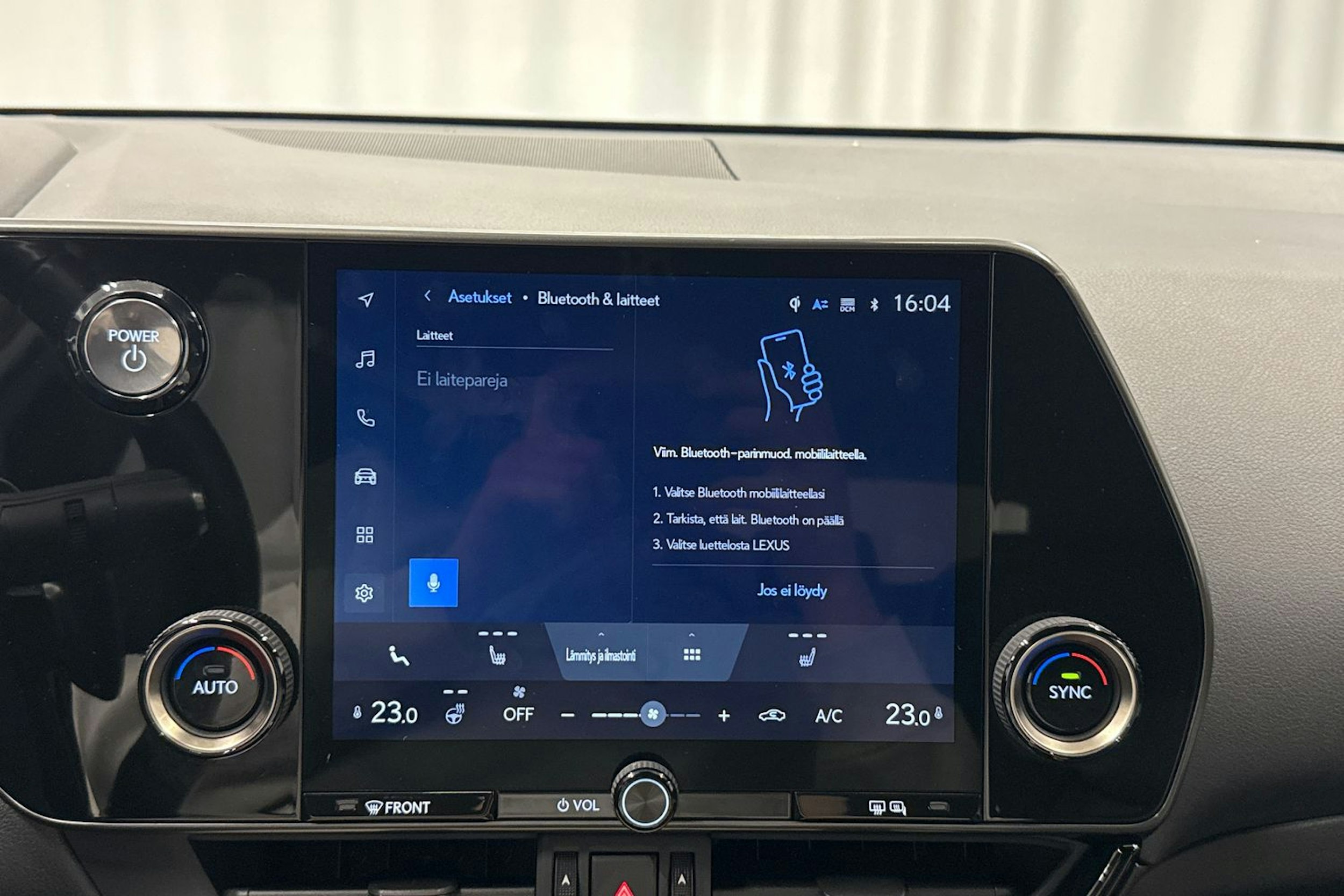 musta Lexus NX 2023 kuva 19.