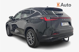 Musta Lexus NX 2023 kuva 2.