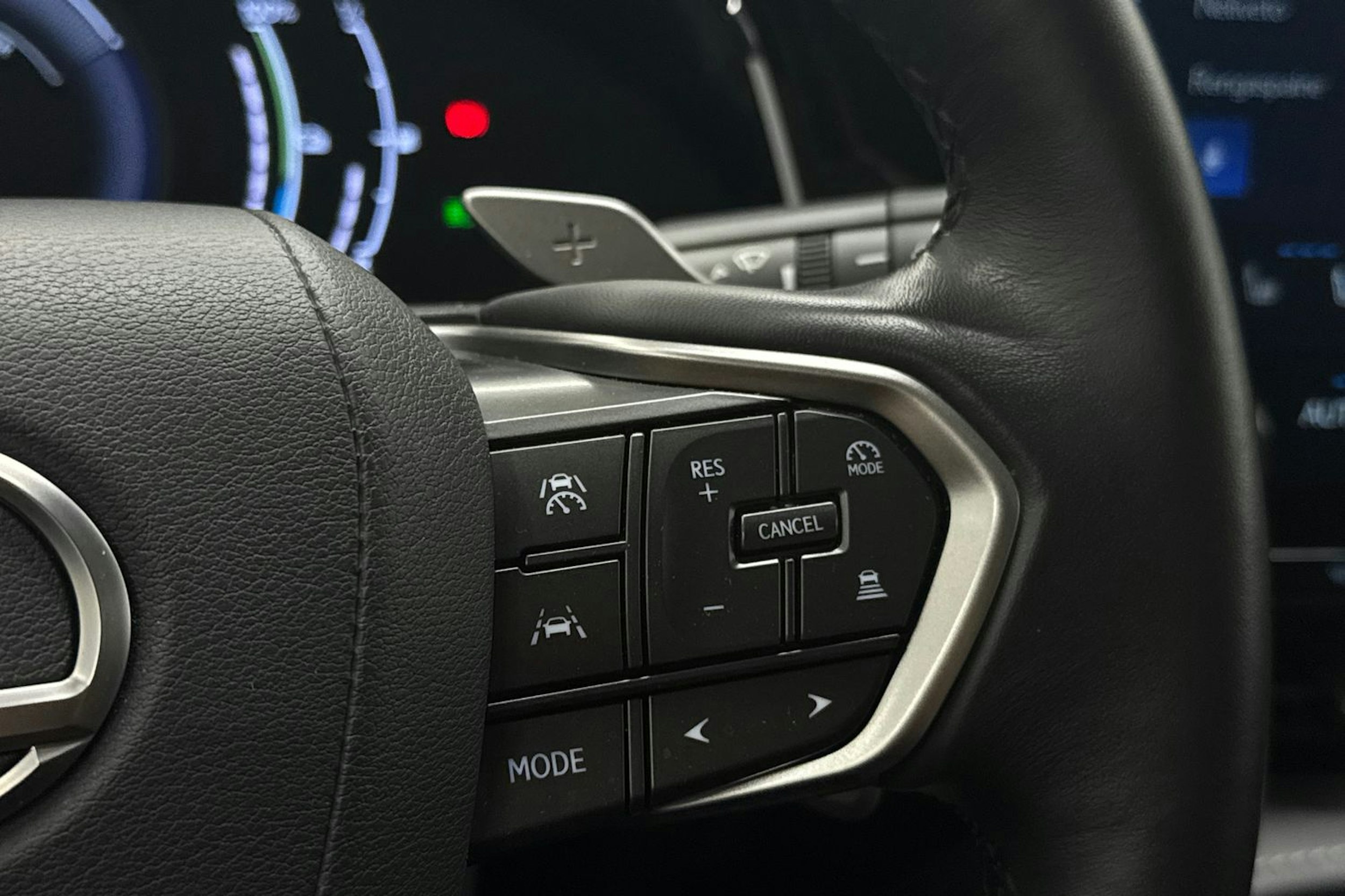 Musta Lexus NX 2023 kuva 15.