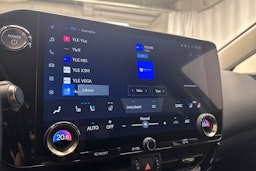 Musta Lexus NX 2023 kuva 21.