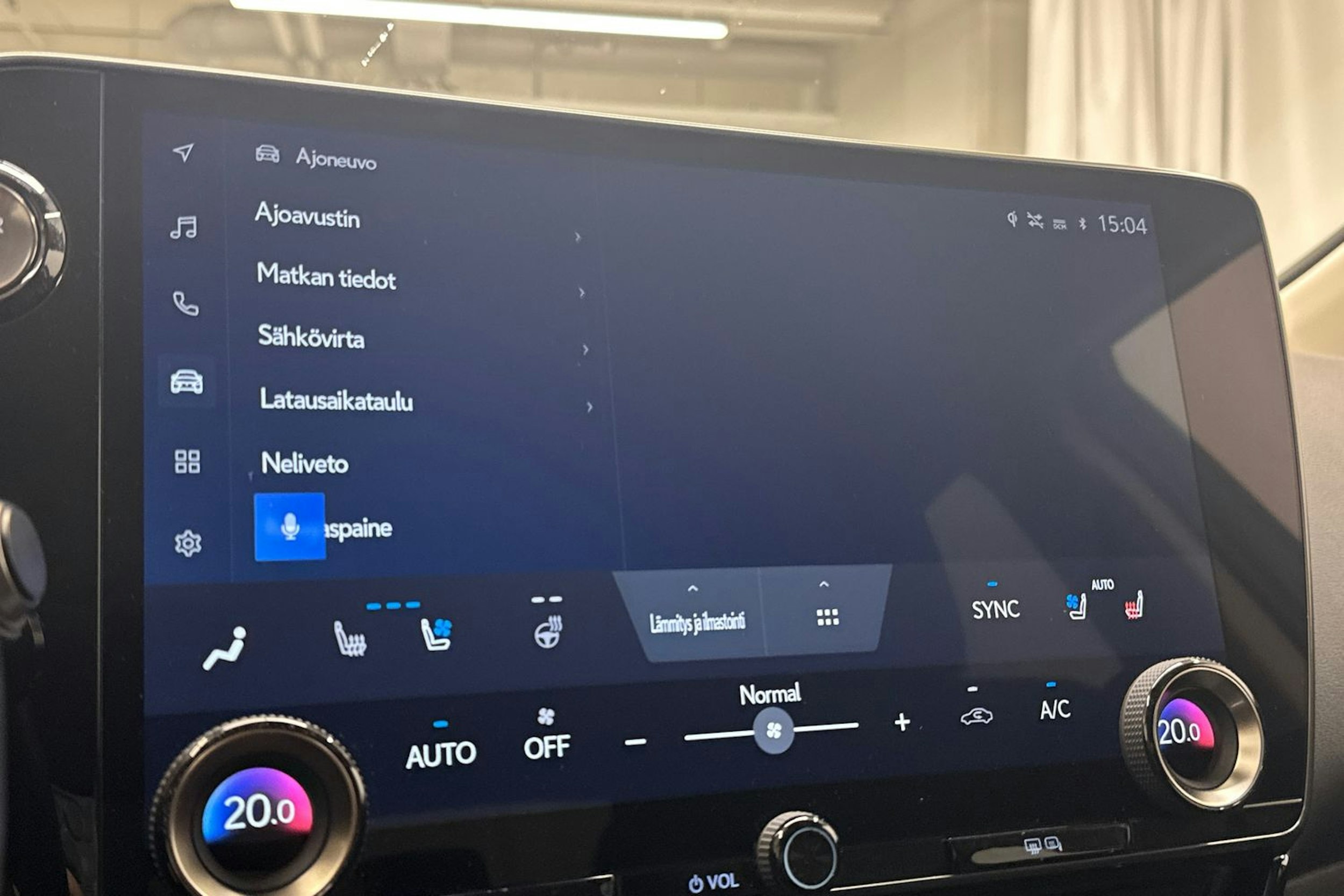 Musta Lexus NX 2023 kuva 25.