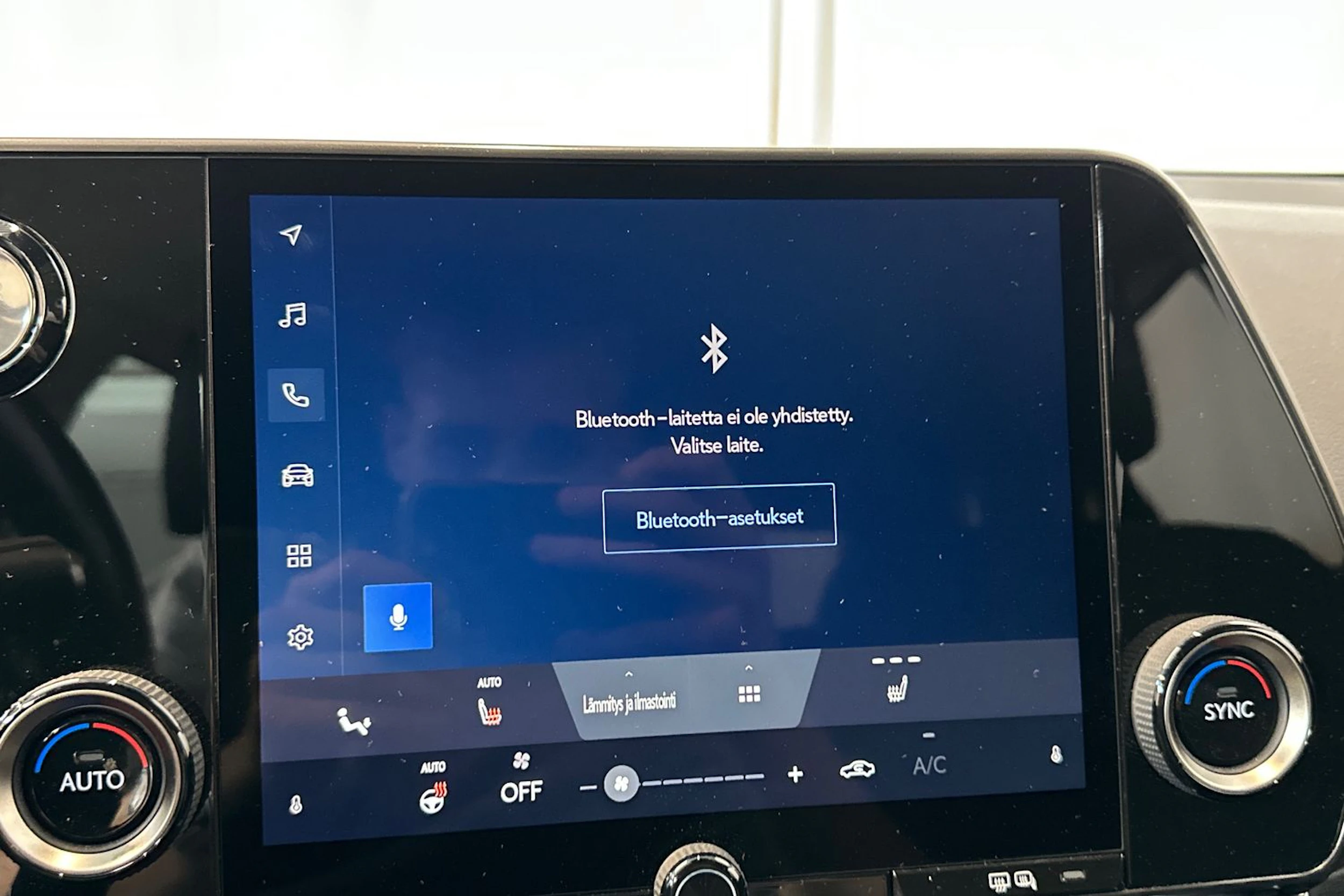 harmaa Lexus NX 2024 kuva 24.