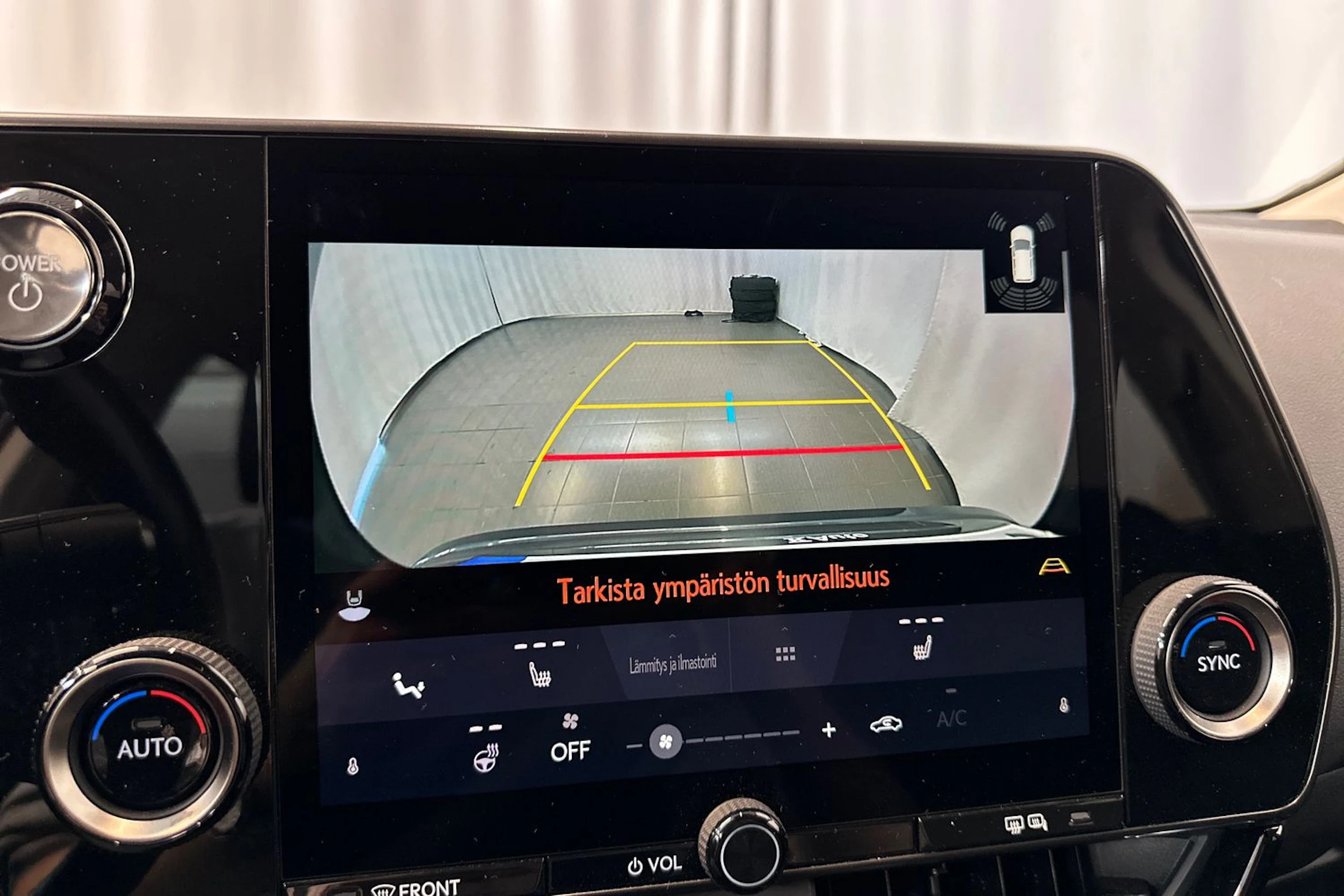 harmaa Lexus NX 2024 kuva 25.