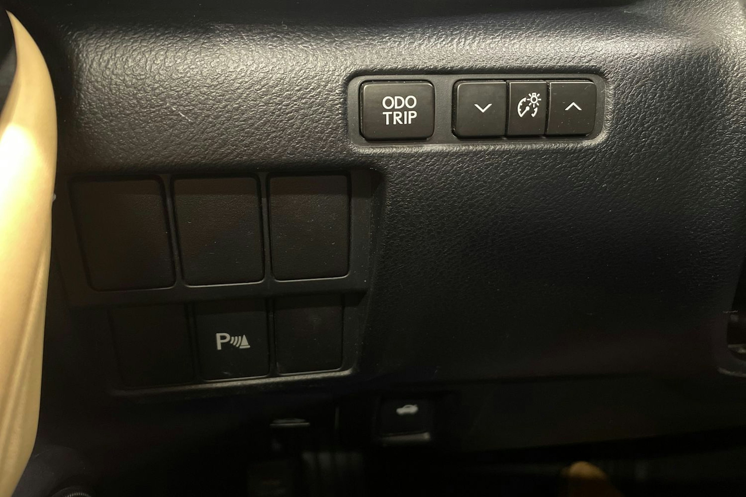 musta Lexus RC 2016 kuva 16.