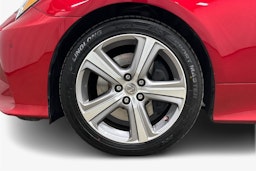 punainen Lexus RC 2016 kuva 11.