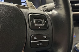 punainen Lexus RC 2016 kuva 20.