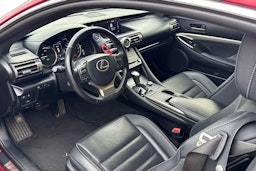punainen Lexus RC 2019 kuva 3.