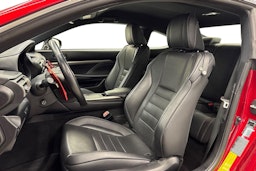 punainen Lexus RC 2019 kuva 11.