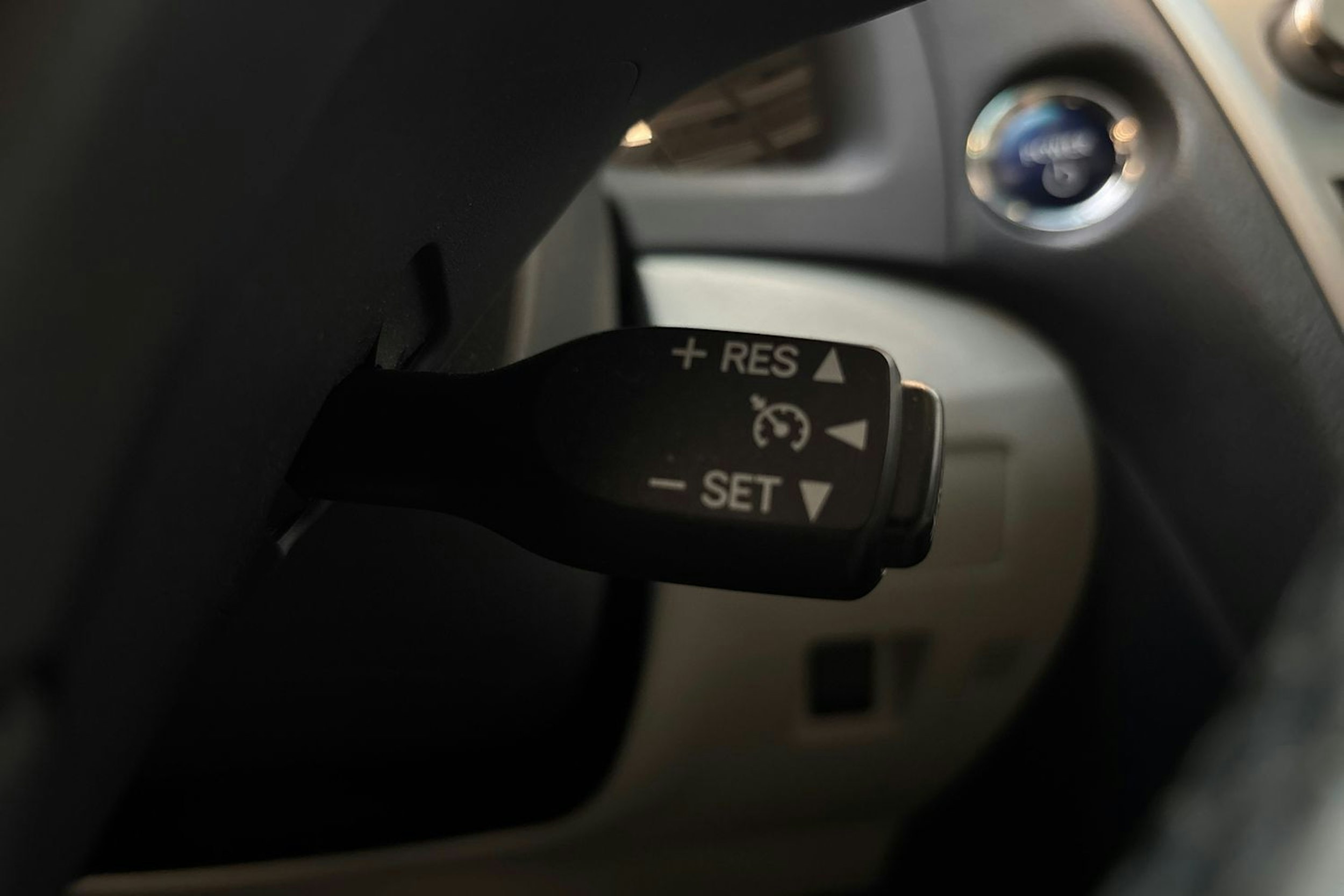 harmaa Lexus RX 2010 kuva 18.