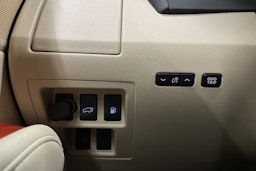 Valkoinen Lexus RX 2010 kuva 21.